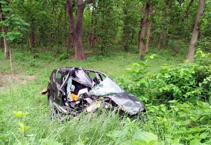 Tractor-trolley collision kills car driver