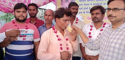 Kisan Kalyan Mahasangh ends hunger strike after written assurance