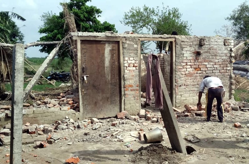Sharda river swallowed 11 houses in 24 hours