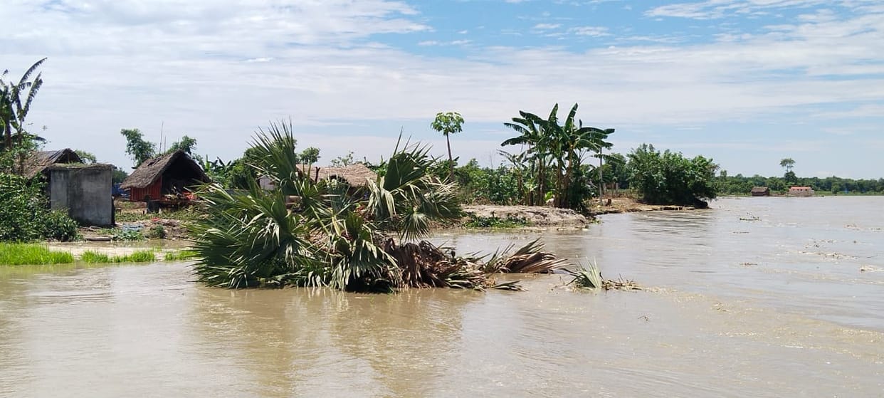 Three in Ahirana, one house destroyed in Rampurwa