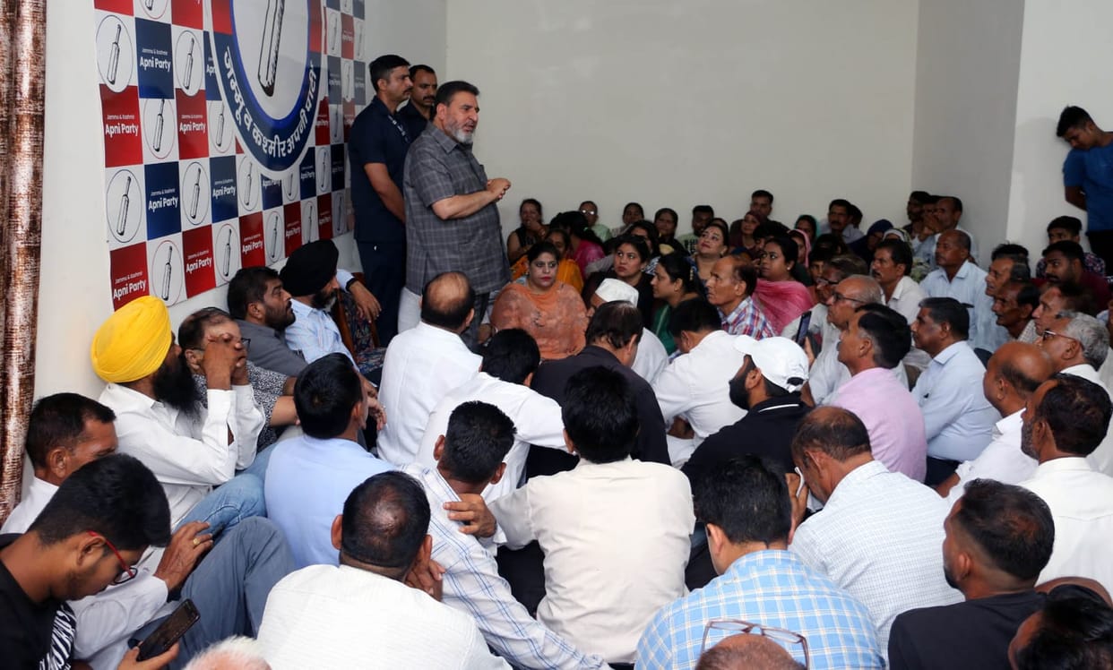 apni party, bukhari statement