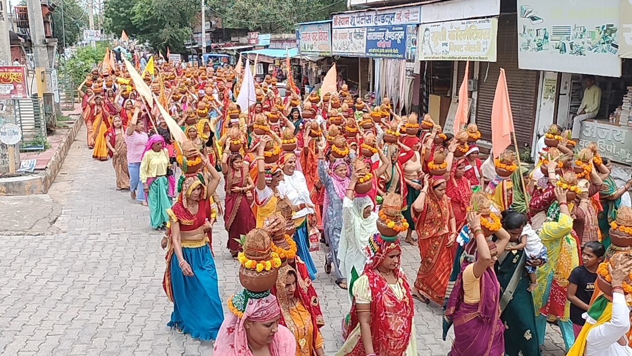 Kalash Yatra taken out before Mahashivpuran story