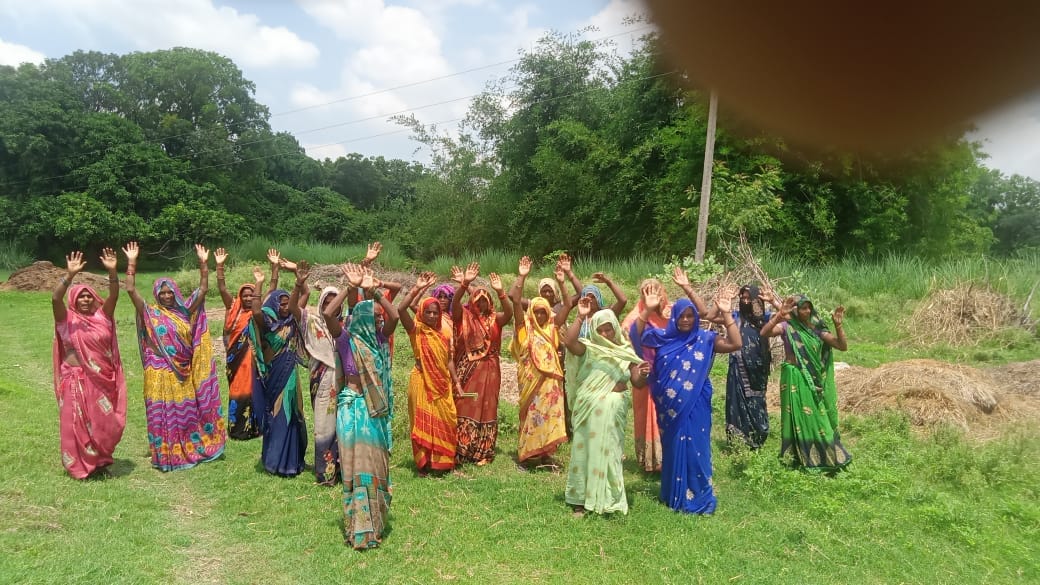 The water tank being built on the land of the barn, the villagers demonstrated