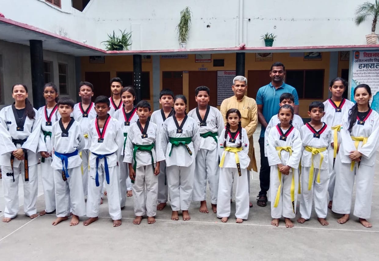 Mohammad Kaif and Nishant Singh won the Blue One Belt