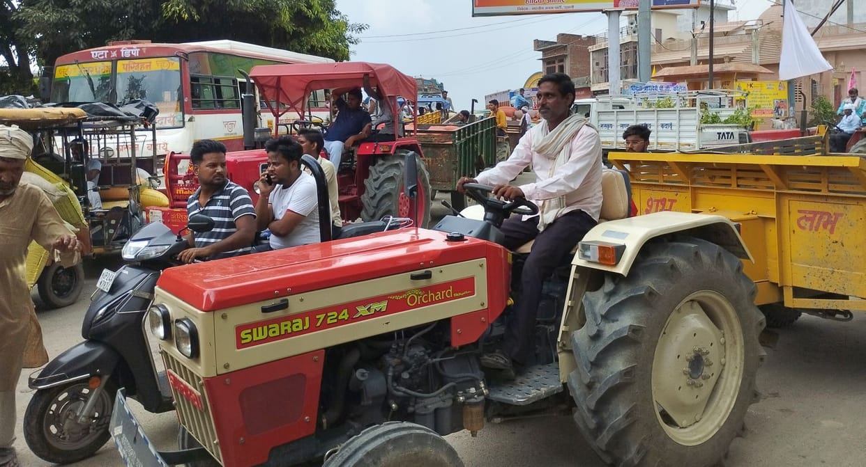 Hundreds of vehicles stuck on Bareilly-Mathura highway for three hours
