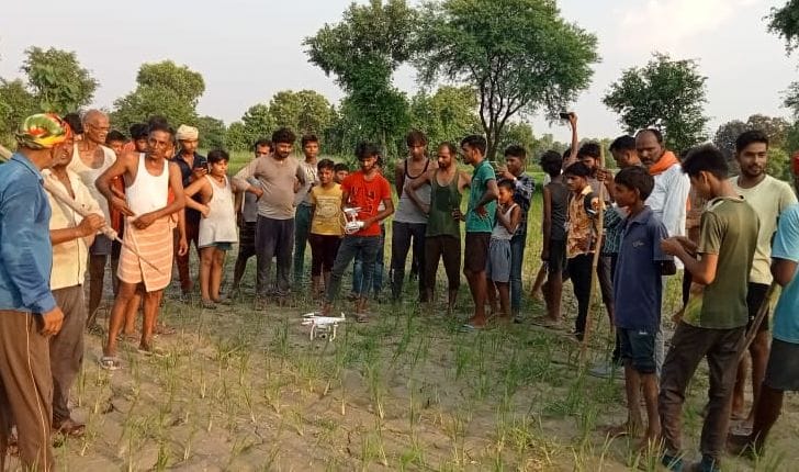 People lurking in homes due to fear of leopard
