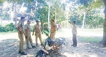 In the meeting called for the proposal of ration quota, there was a fight between the head and the former head