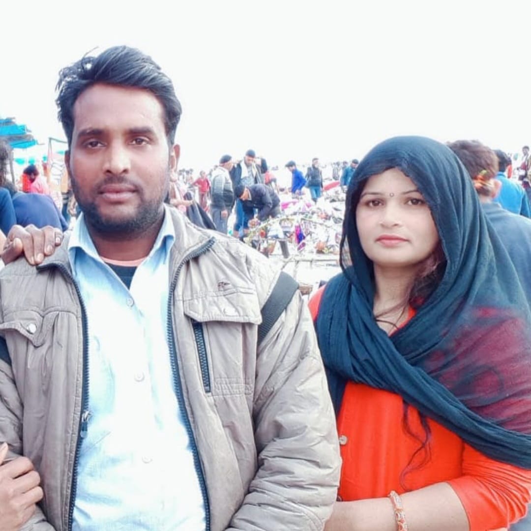 Couple spraying medicine in garden died of electrocution