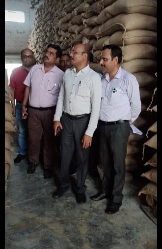 MD of State Warehousing Corporation inspected the godowns