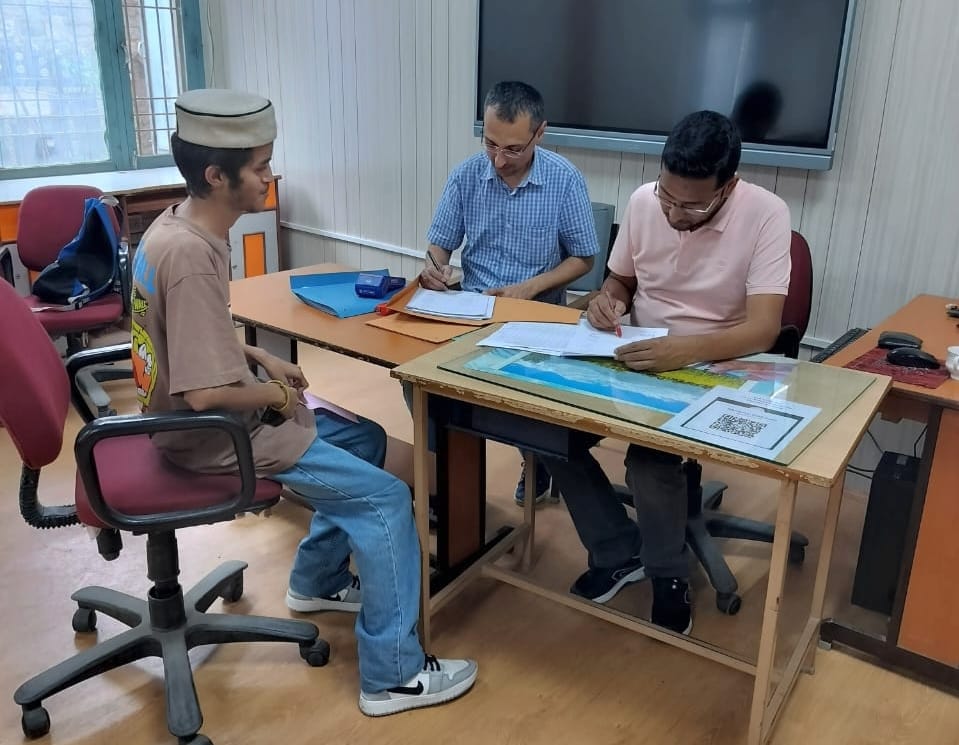1,985 students took admission in Kullu College