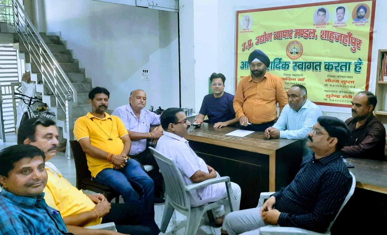 Answer is not received at the sub-centres, officials do not pick up the phone