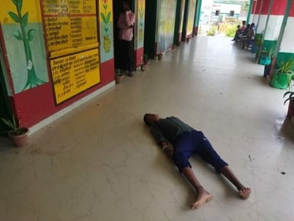 Student fainted due to heat in junior high school