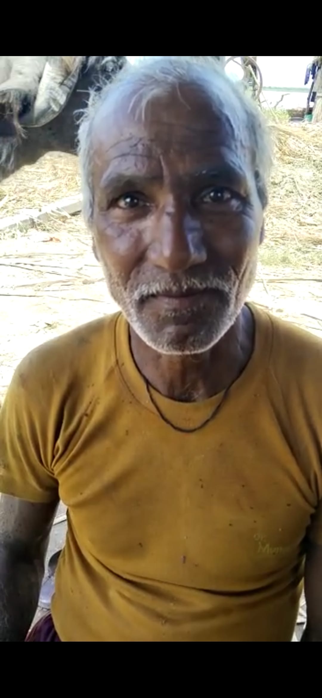 The erosion victims were forced to wander from door to door in Ahirana