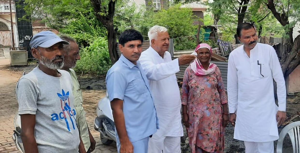 Former minister took stock of Valmiki Nagar, assured to get solution