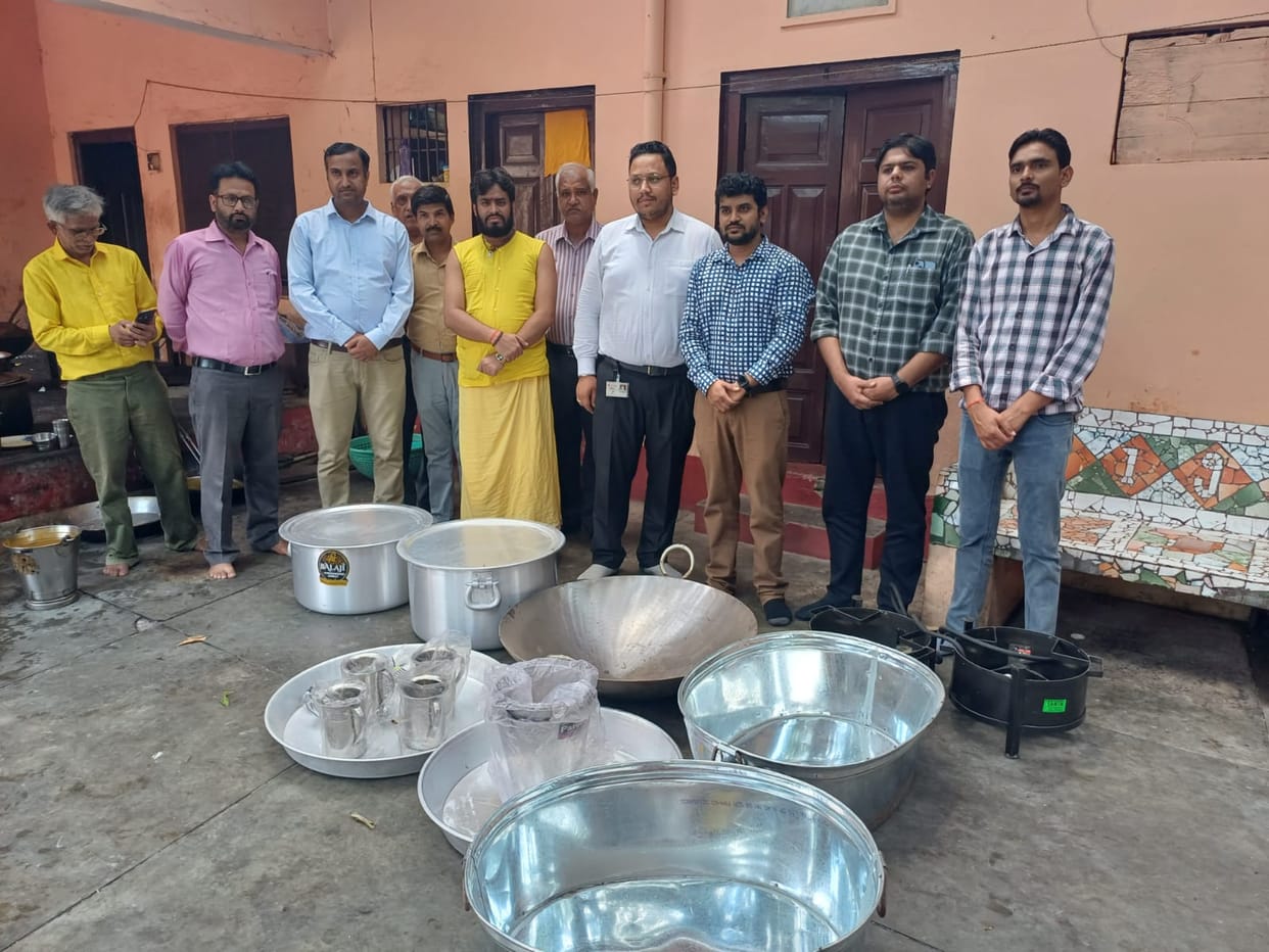 Bank of Baroda donated utensils to the temple