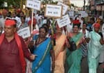 मणिपुर हिंसा के विरोध में सपा कार्यकर्ताओं ने निकाला कैंडल मार्च