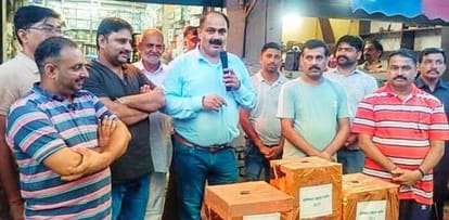 MLA gave two lakh rupees to CM Relief Fund