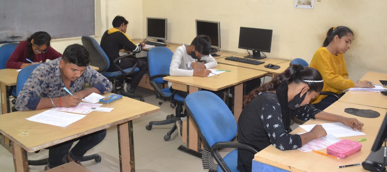 Students appeared for Hamrahi scholarship