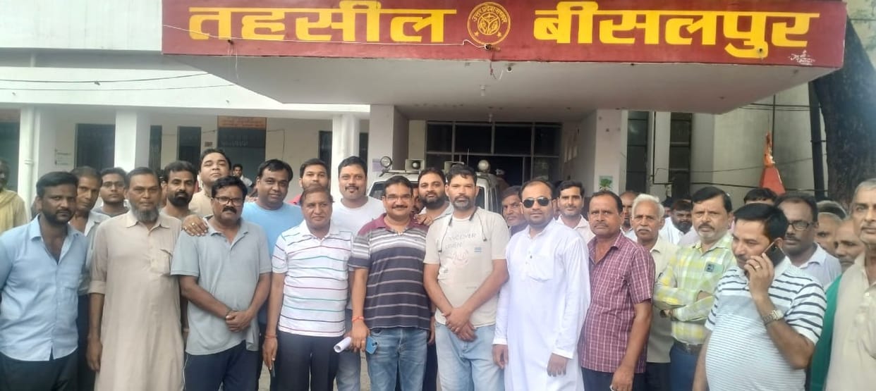 Traders asked for two months time to remove the encroachment