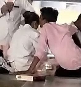 Porn Video Of Student In Medical College Goes Viral - Shahjahanpur ...
