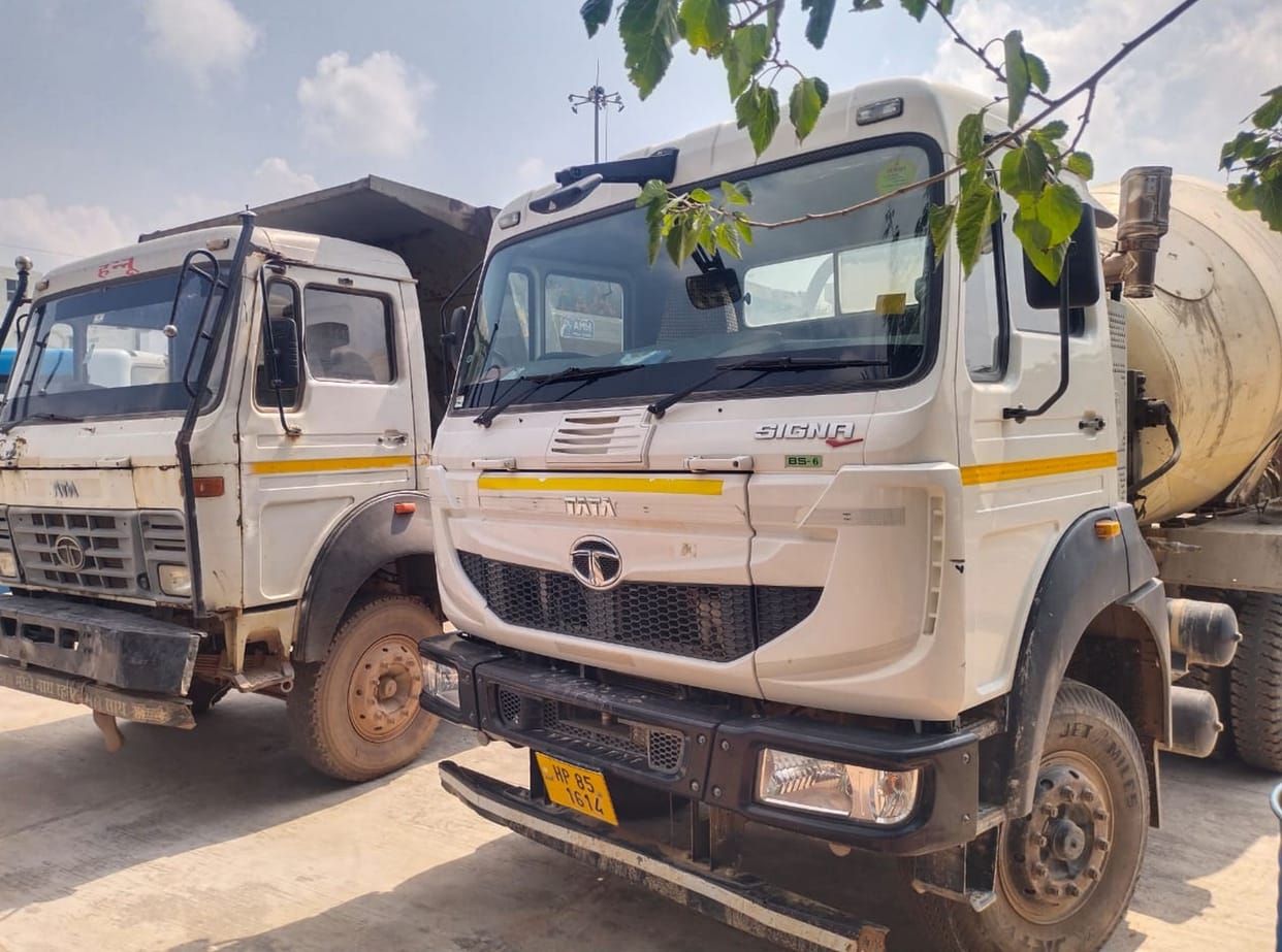 RTA team imposed a fine of Rs 93 thousand on two vehicles