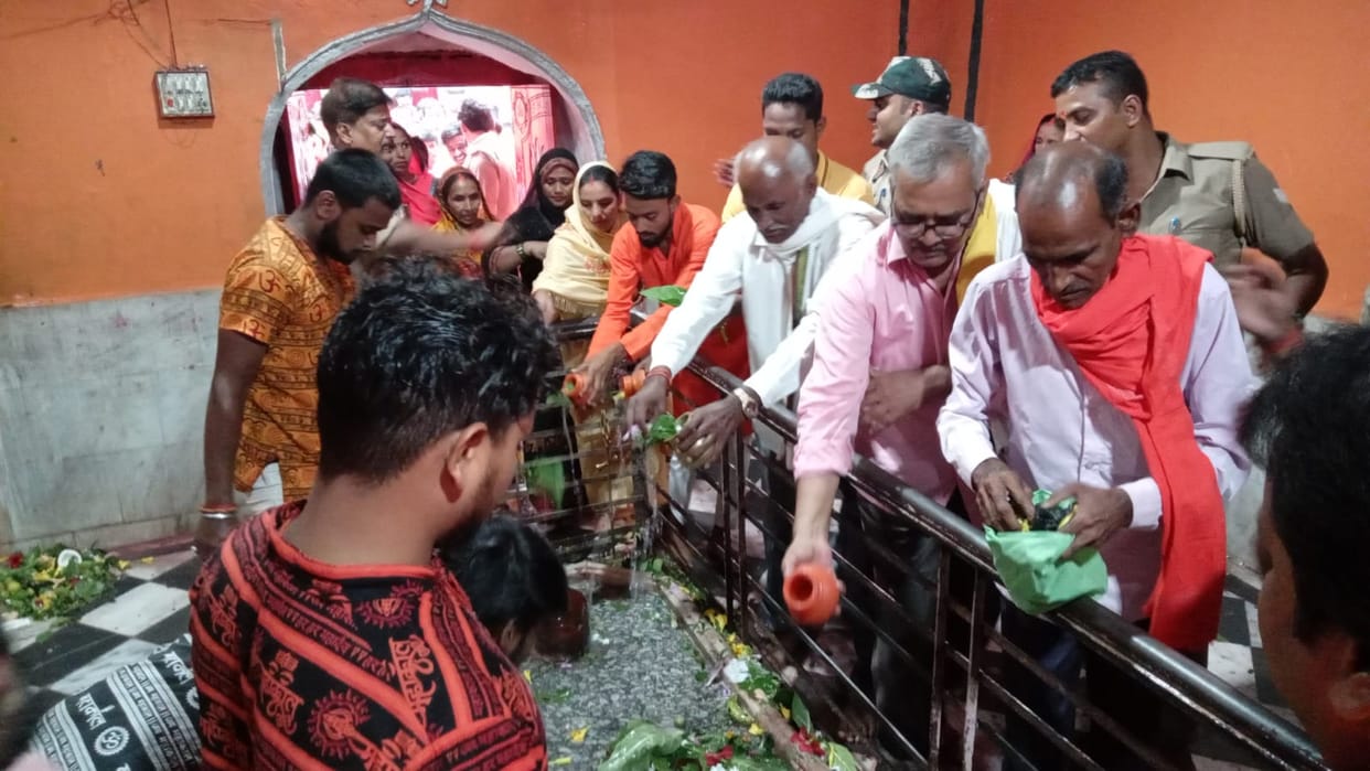 jalabhishek in shiv temples