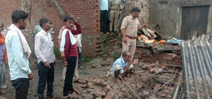 Girl dies due to falling wall in rain