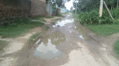 The way out of Tajia is bad, people are angry