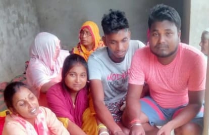 Woman fell from roof in monkey attack, died during treatment in Bareilly