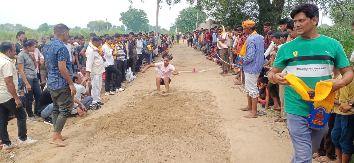 Nidhi and Krishna Chowdhary win in long jump