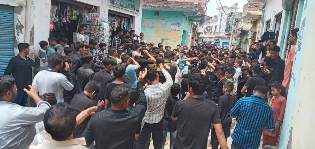 Mourning procession taken out in memory of 72 martyrs of Karbala