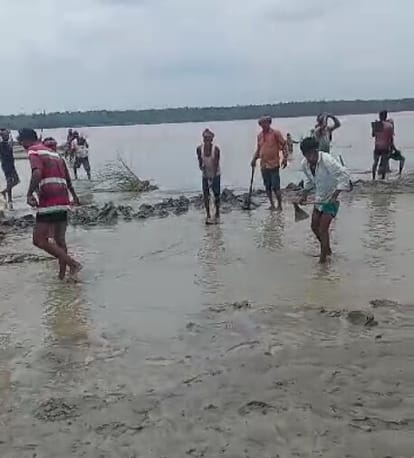 Sharda river overflowing, danger of flood in Chandia Hazara