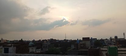 The weather will remain like this till July 31, there will be light drizzle, then somewhere it will be sunny.