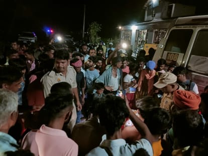 Tiger dragged the girl playing outside the house, dead body found