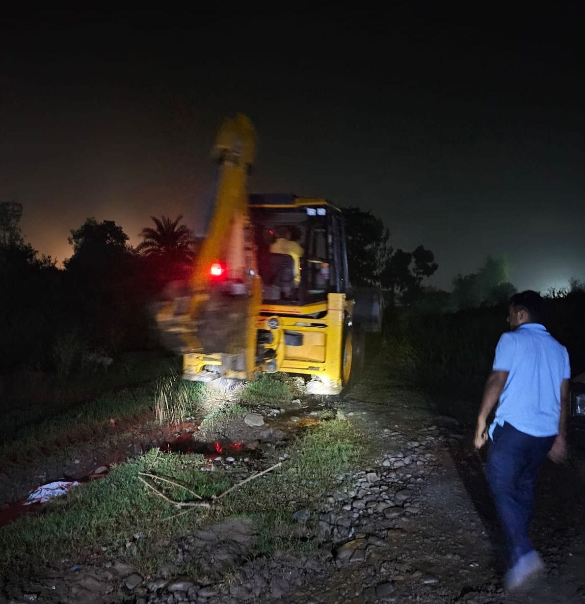 Mining Department patrolling

Caught three tippers including JCB