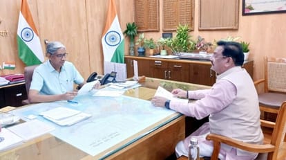 Demand to start work on Mailani-Farrukhabad railway line