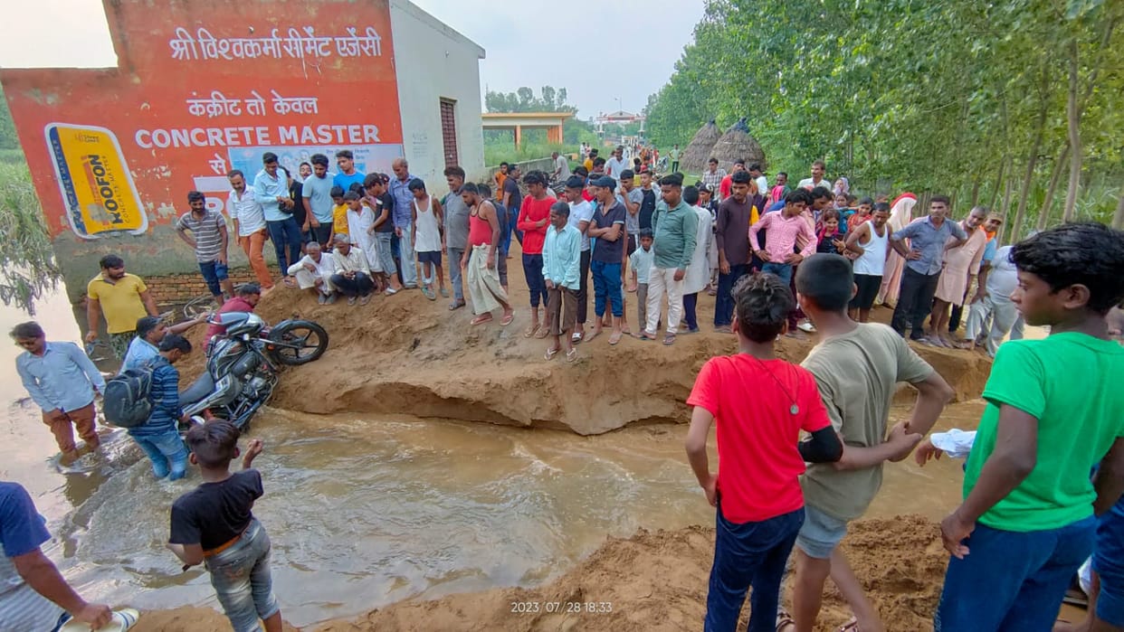 12839 hectares of sugarcane in 144 villages destroyed in floods