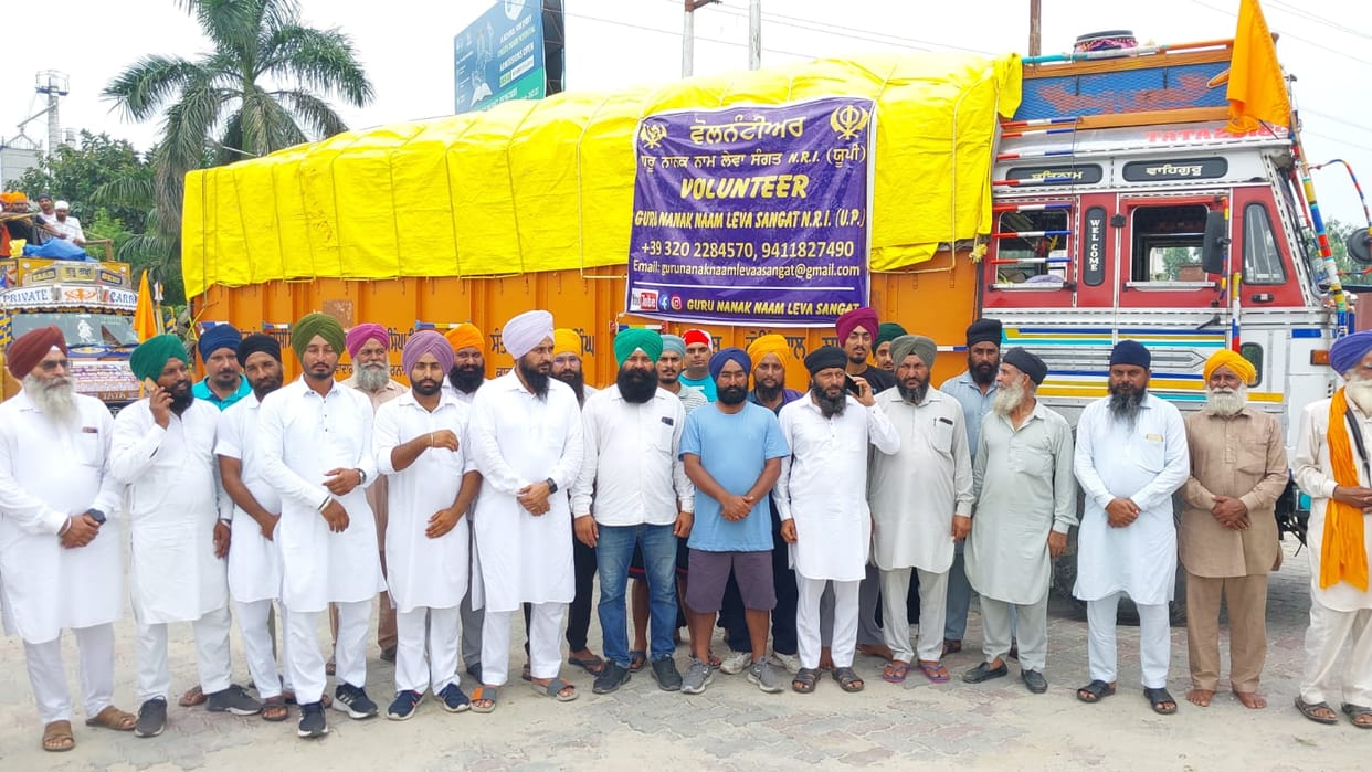 Seven trucks of relief material sent for the flood victims of Punjab