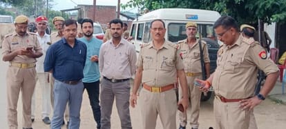 Report on 80 in assault and firing, four arrested