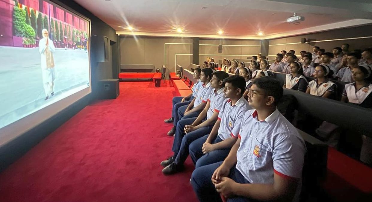 The children saw the telecast of the Shiksha Samagam
