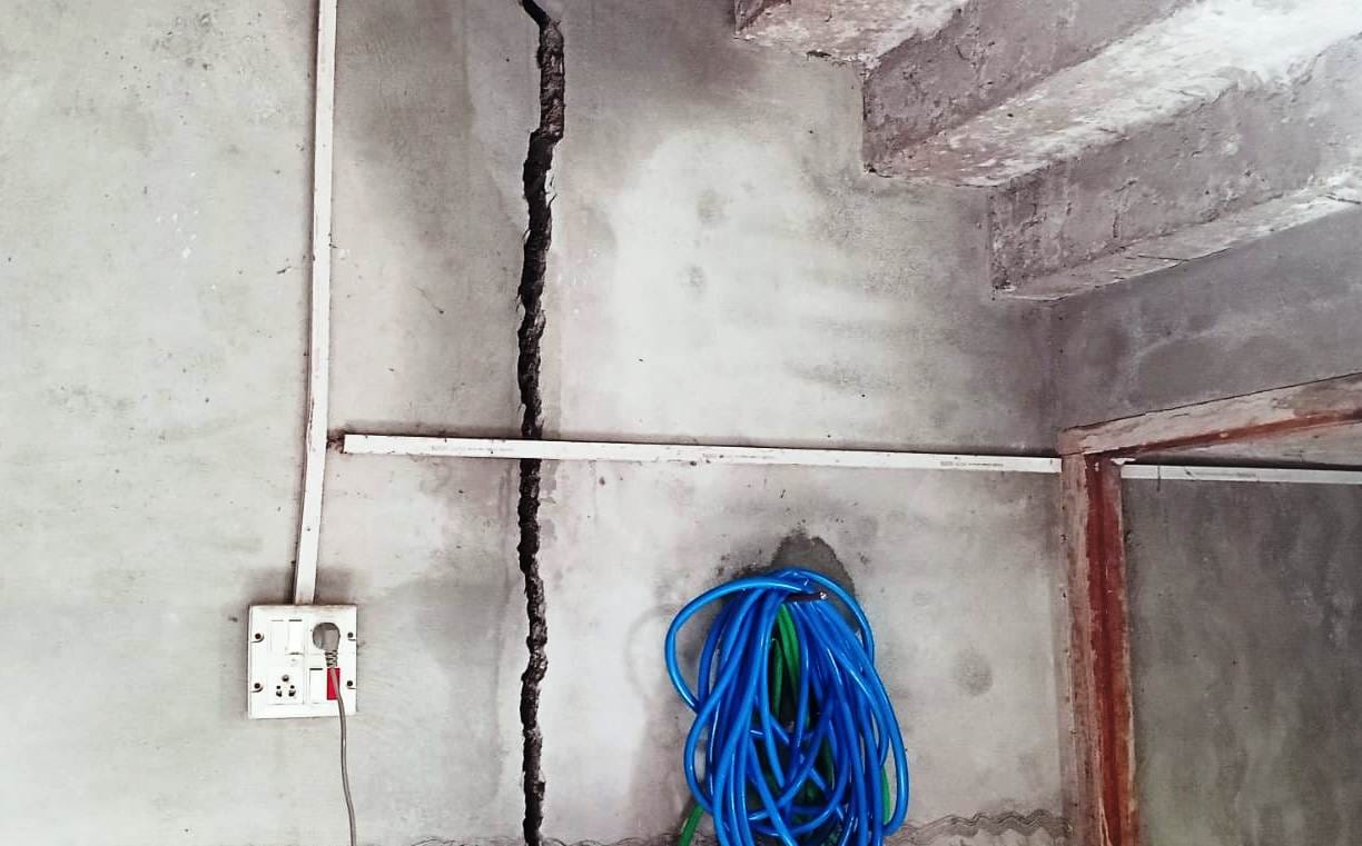 Life affected due to rain, damage to houses and shops