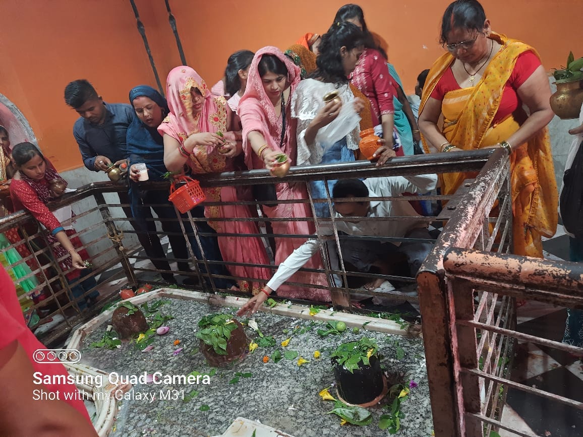 shiv worshipped