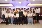 हिसार- जर्मनी में ड्यूल डिग्री कोर्स के तहत चयनित युवा अशोक हुड्डा, डॉ. राजकुमार नरवाल के साथ