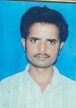 Peanut seller dies due to unknown vehicle collision