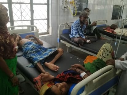 Outbreak of diarrhea with viral fever, all beds filled