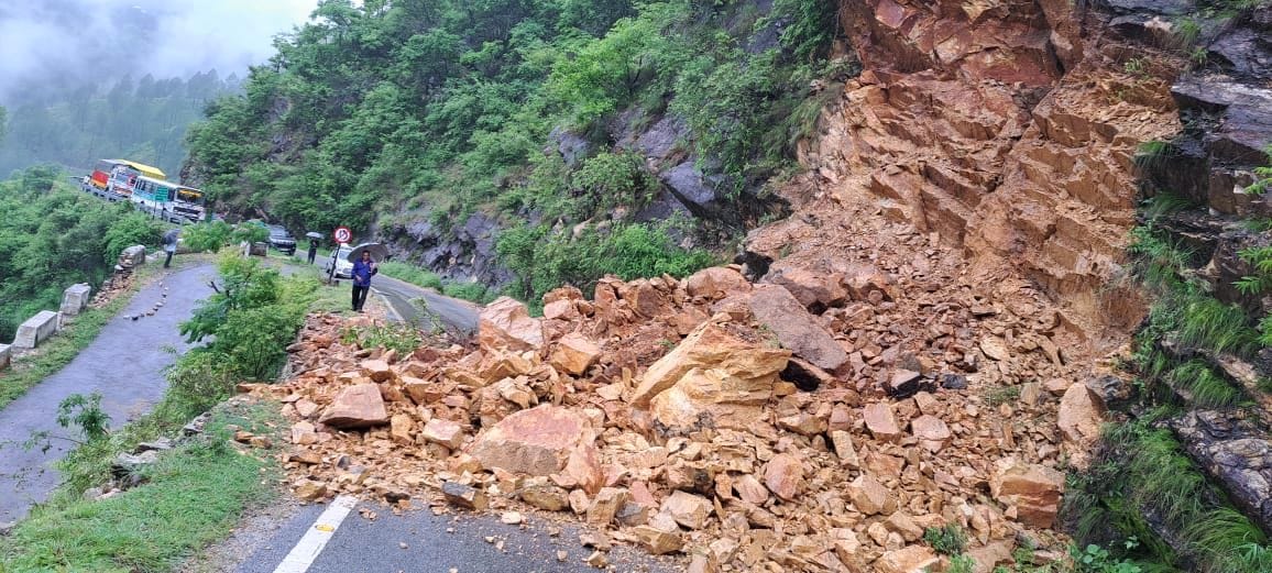 Tawaghat-Lipulekh road is not easy yet