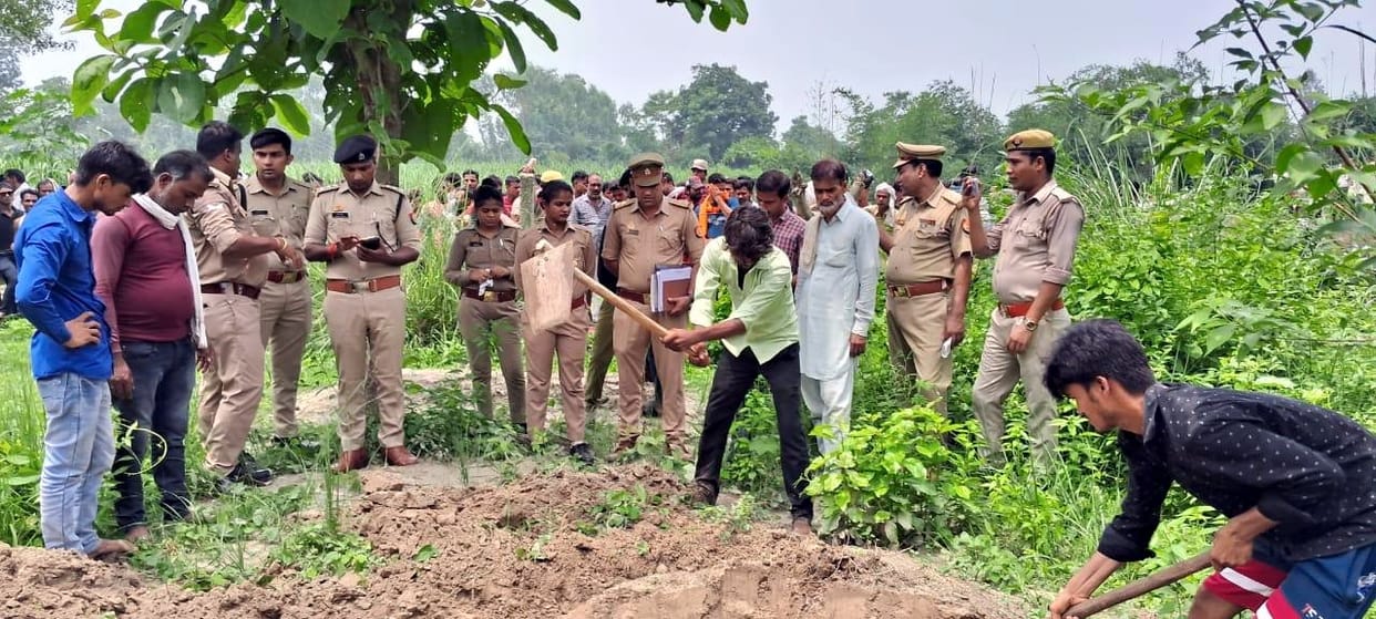 The dead body of the married woman was removed from the grave after one and a half months and sent for postmortem.