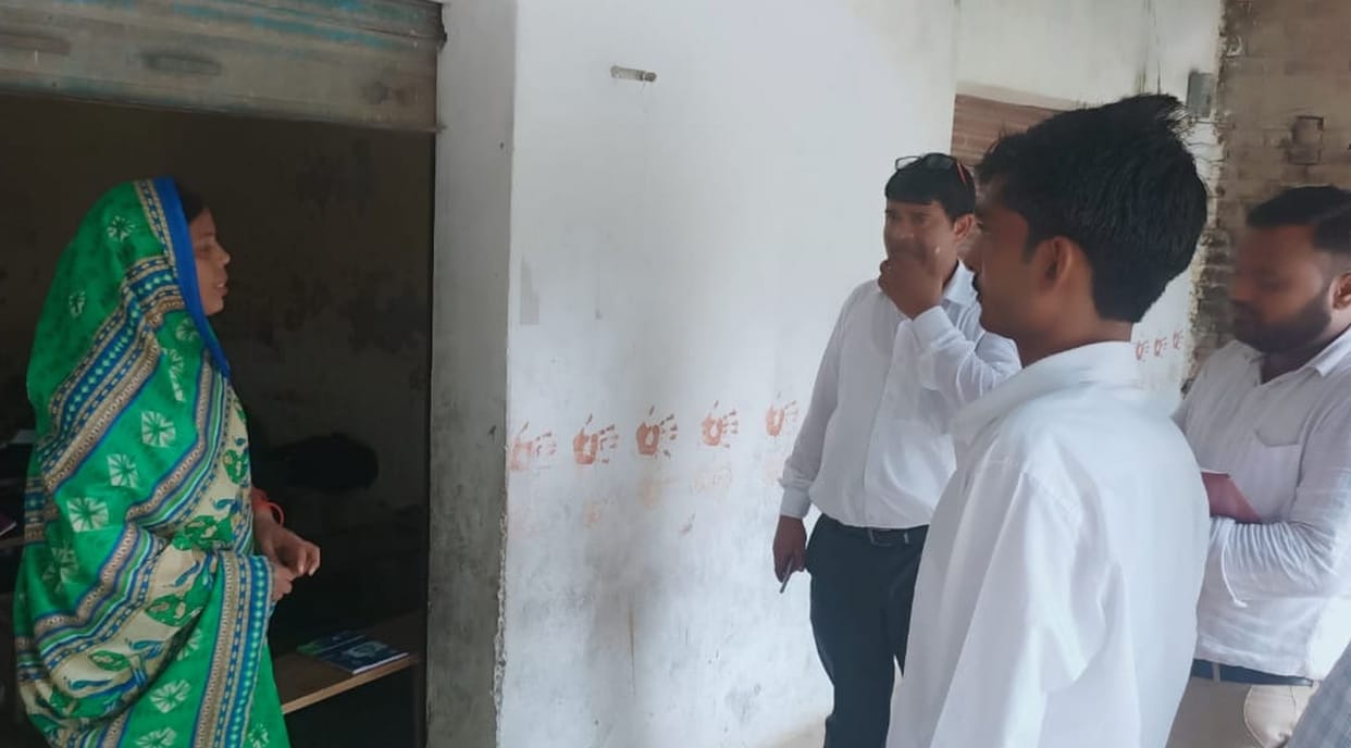 Raid and closed four illegal schools