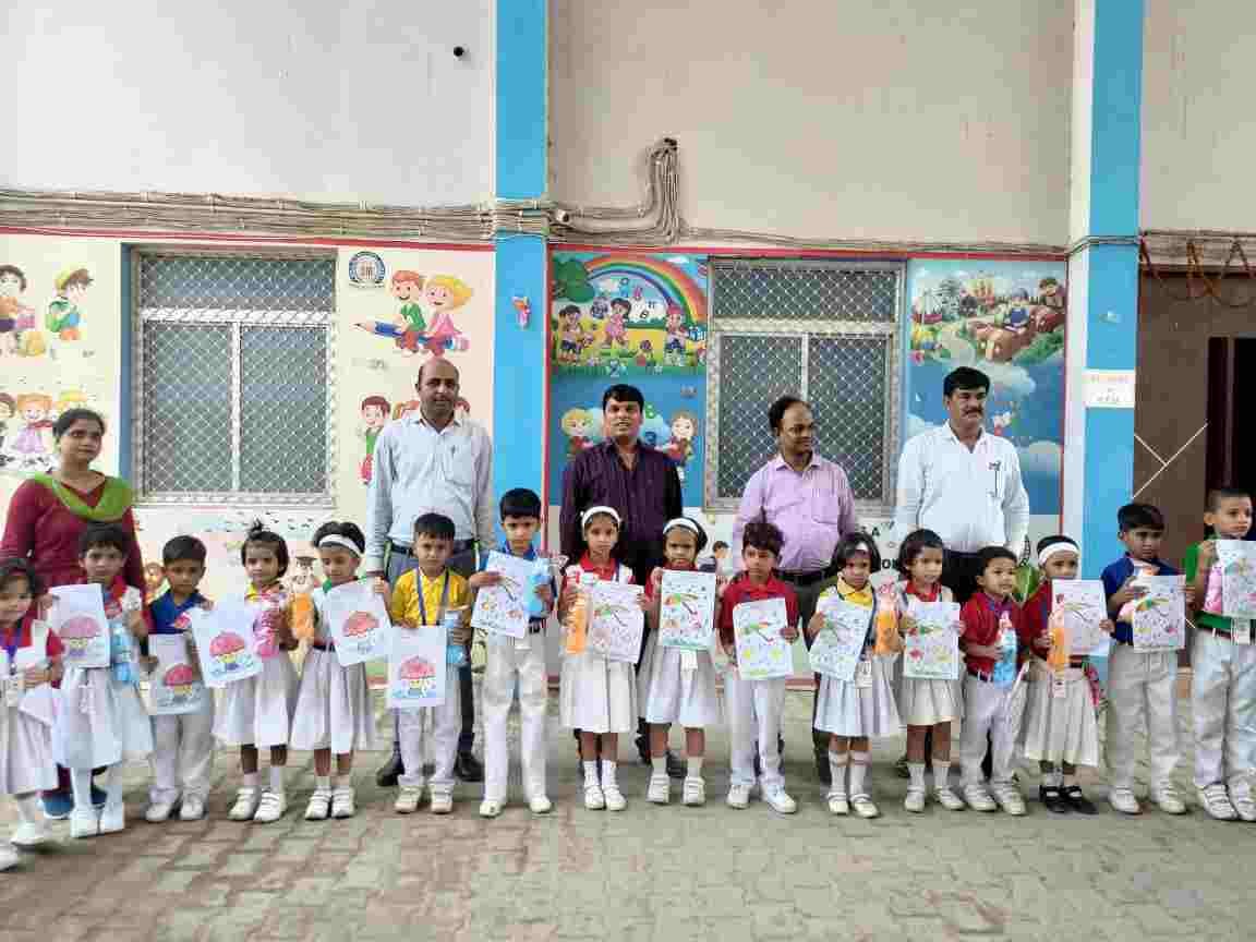 30 promising artists awarded for drawing competition
