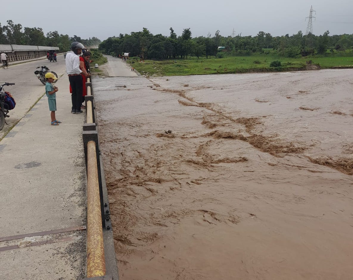 Sudden rise in water level of Kotwali river in Bhaguwala, stopped traffic